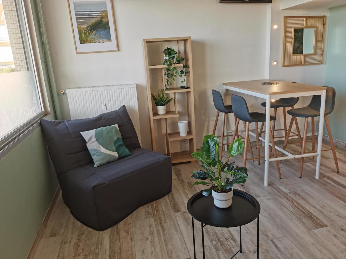 Le Pouget , Studio, Rez De Chaussee, Front De Mer Wifi Le Touquet Екстериор снимка